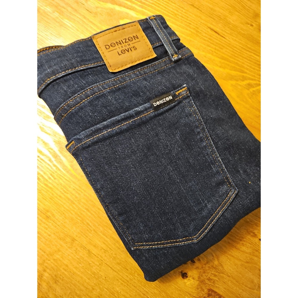 DENIZEN from Levi's Women's Mid Rise Flare Bottom 31x32